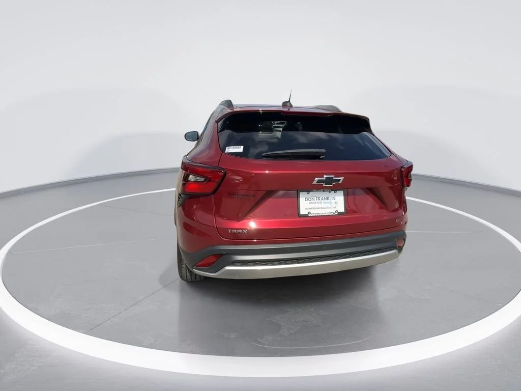 Used 2024 Red Chevrolet LT image 7