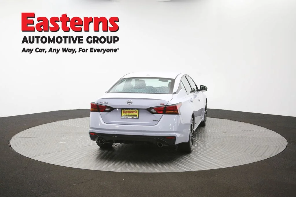 Used 2025 Gray Nissan 2.5 SR image 39