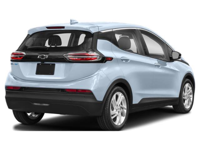 Used 2022 Summit White Chevrolet 1LT image 5