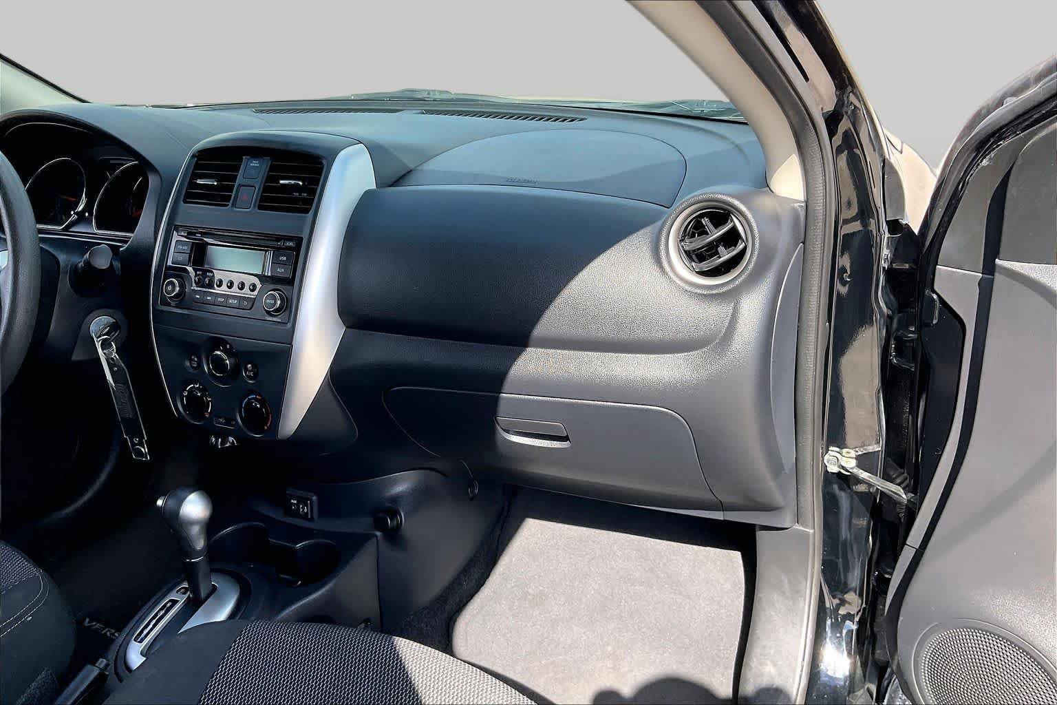 Used 2018 Super Black Nissan SV image 18
