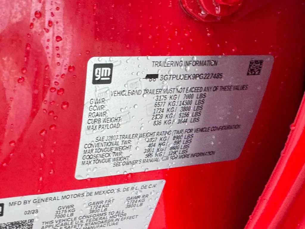 Certified Used 2023 Cardinal Red GMC Elevation image 9