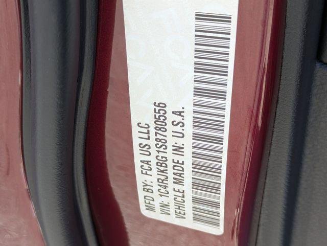 New 2025 Velvet Red Pearl-Coat Exterior Paint Jeep Limited image 32