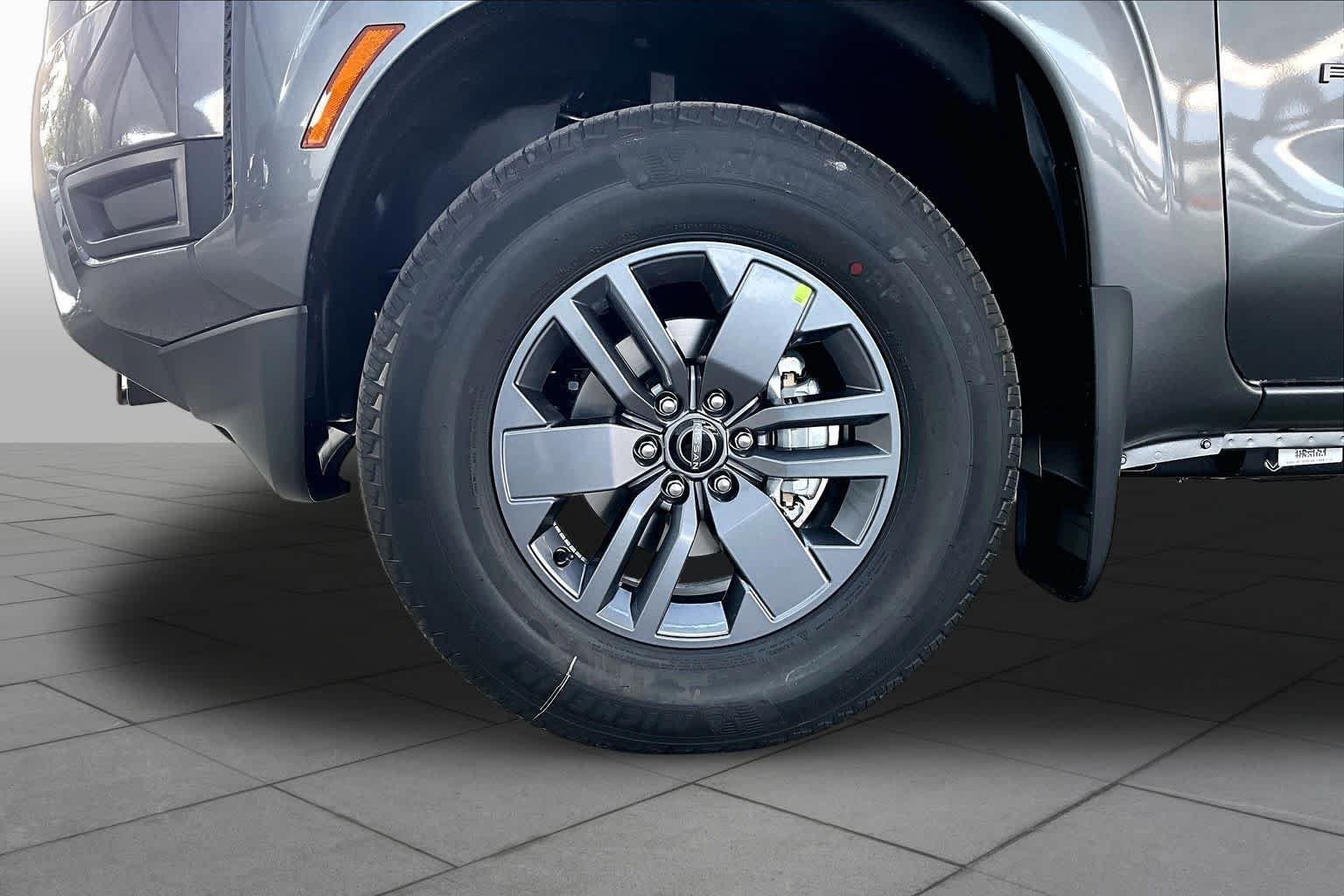 New 2027 Gun Metallic Nissan SV image 9