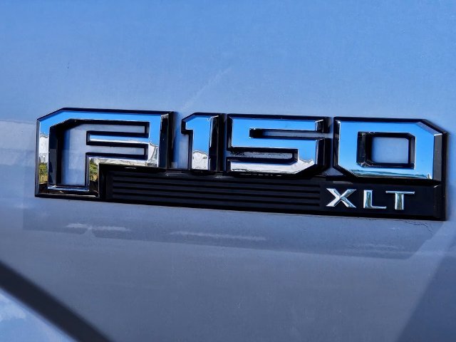 Used 2018 Silver Ford XLT image 11