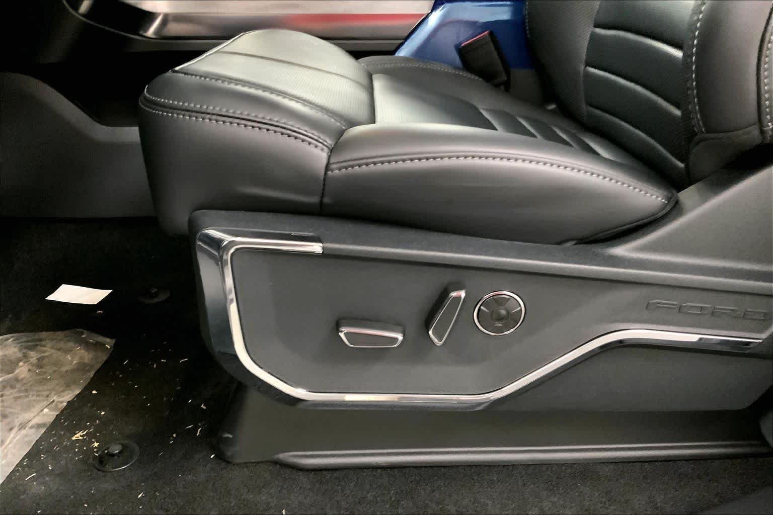 New 2026 Iconic Silver Metallic Ford Platinum® image 18