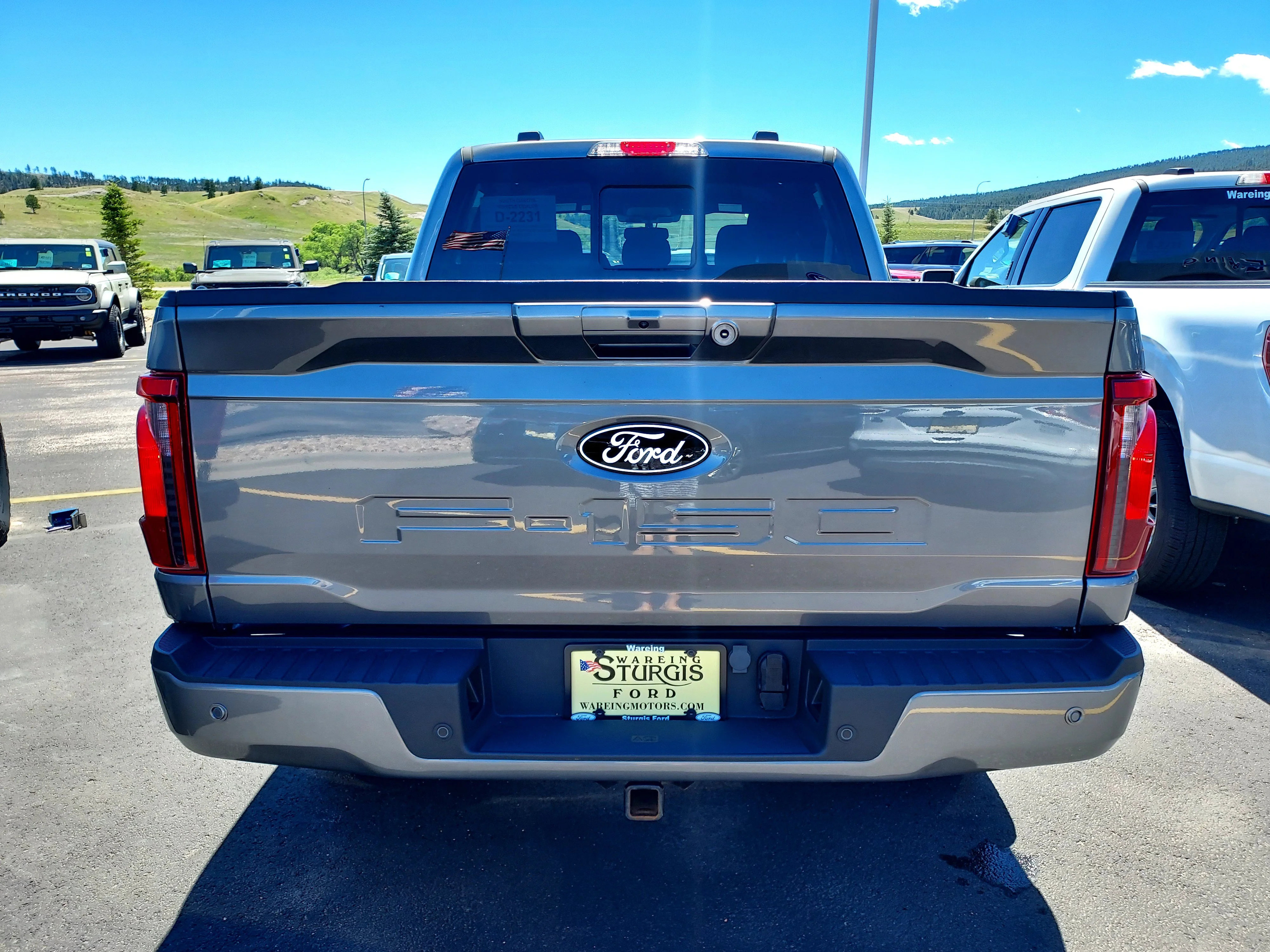 Used 2024 CARBONIZED GRAY Ford XLT image 9