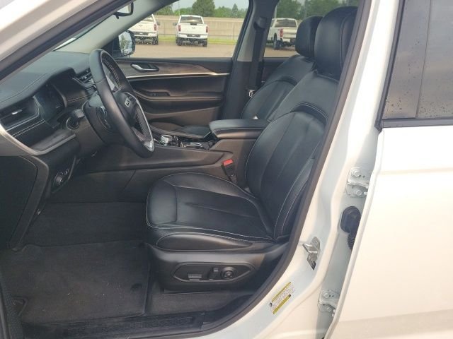 Used 2021 White Jeep Limited image 17