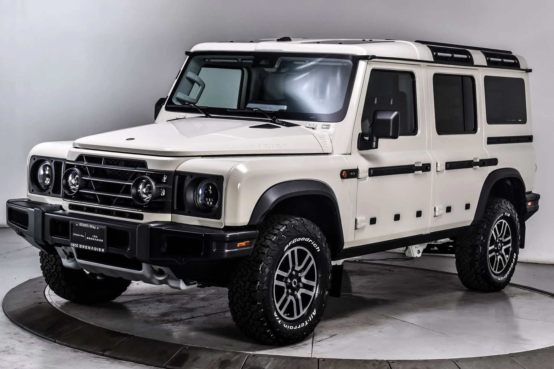 New 2026  INEOS Fieldmaster Edition image 2