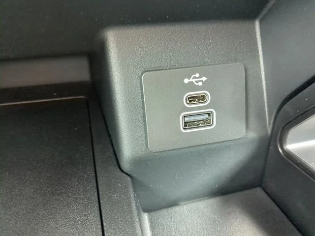 New 2026 Desert Sand Ford XLT image 22
