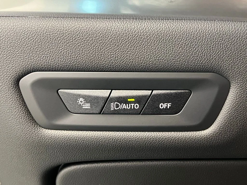 New 2026 Brooklyn Grey Metallic BMW xDrive40i image 20