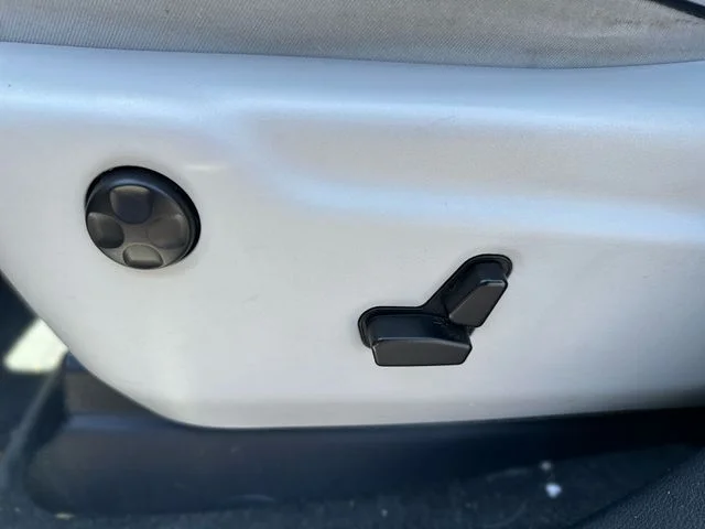 Used 2020 White Jeep Summit image 13