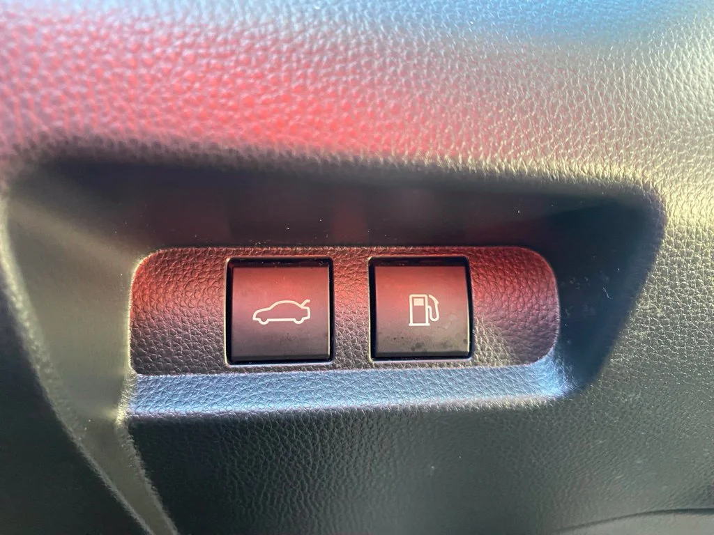 Used 2025 White Toyota Limited image 26