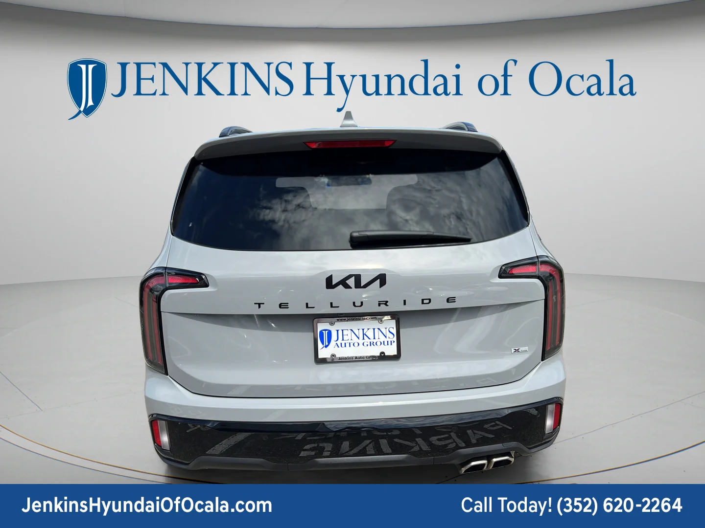 Used 2025 Wolf Gray Kia EX X-Line image 4