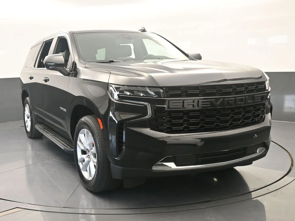 Used 2022 Black Chevrolet LT image 8