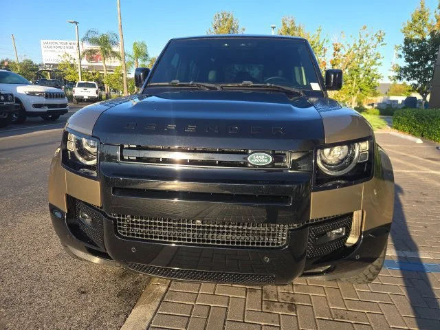 Used 2023 Gondwana Stone Metallic Land Rover X image 8