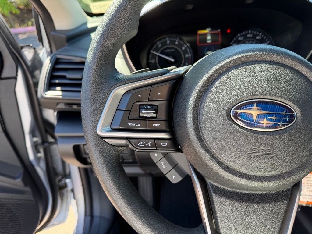 Used 2018 Ice Silver Metallic Subaru 2.0i Premium image 18