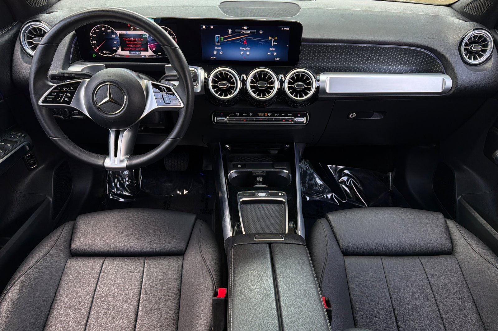 Used 2024 White Mercedes-Benz GLB 250 image 2