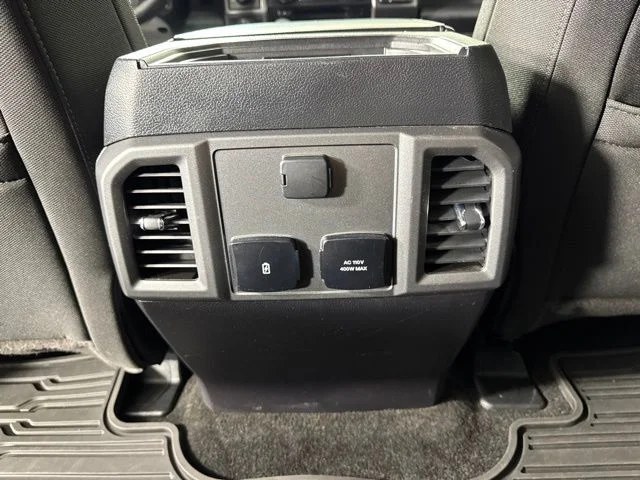 Used 2018 Magnetic Metallic Ford XLT image 13