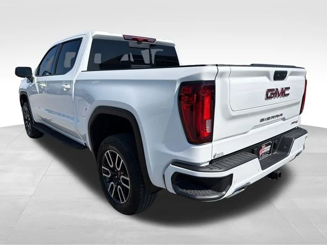 Used 2026 White GMC AT4 image 5