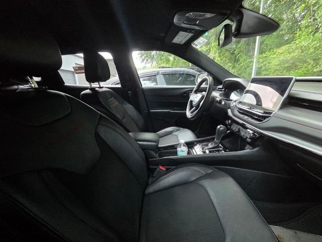 Used 2024 White Jeep Trailhawk image 12
