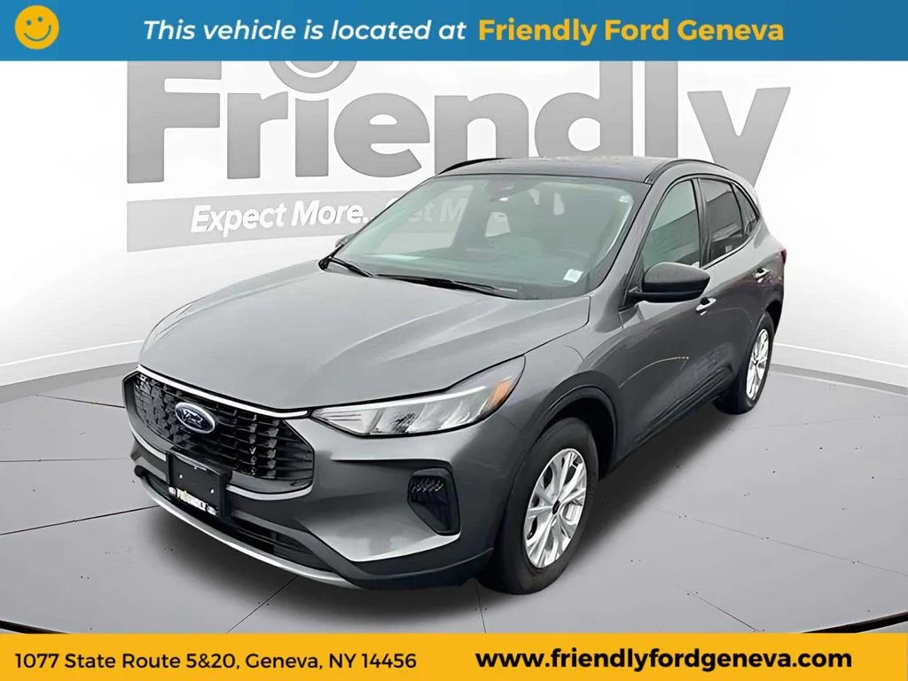 Used 2025 Gray Ford Active image 1