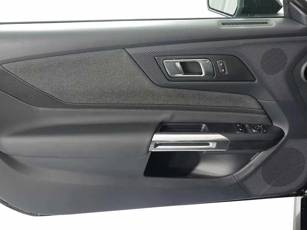 2026 Ford Mustang EcoBoost Fastback - Photo 8