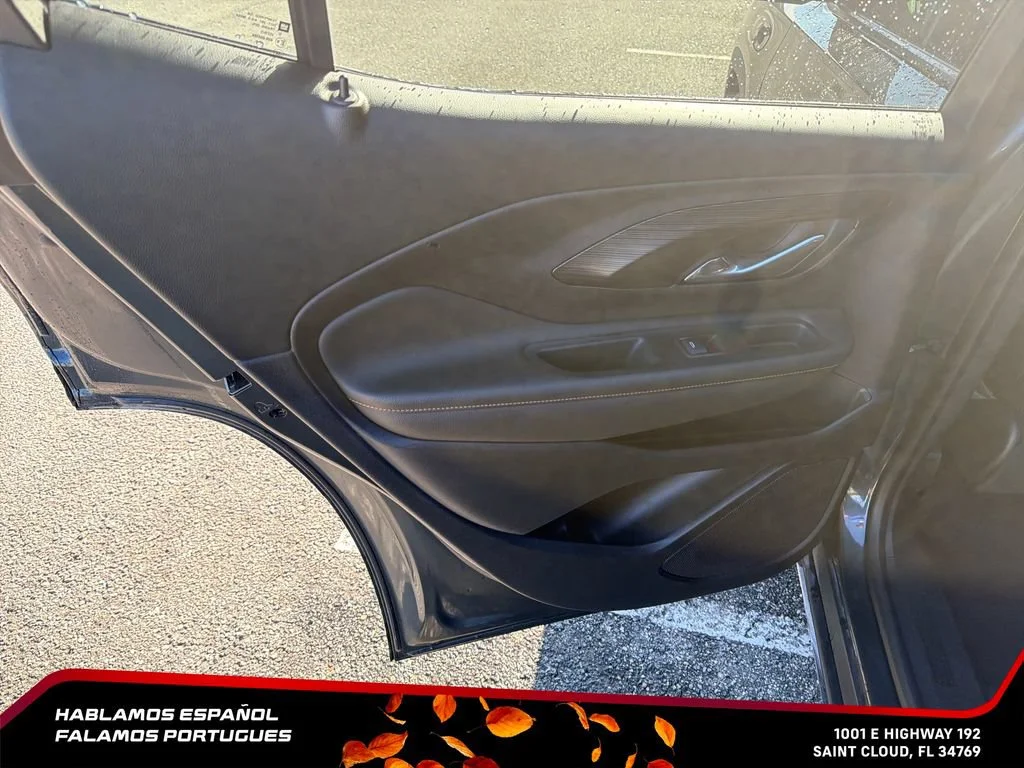Certified Used 2021 GRAPHITE GRAY METALLIC GMC SLT image 23