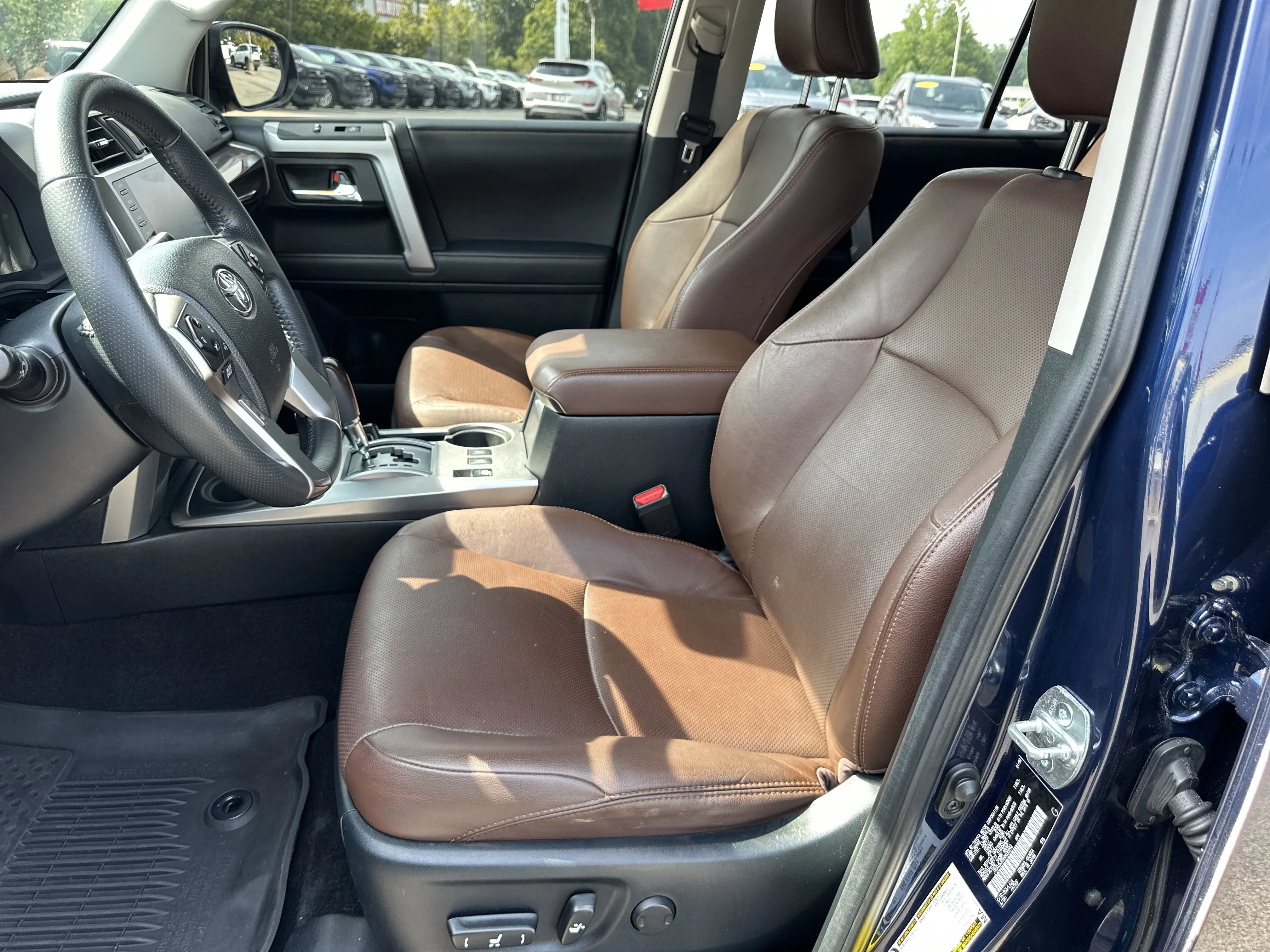 2022 Toyota 4Runner Limited - Photo 9
