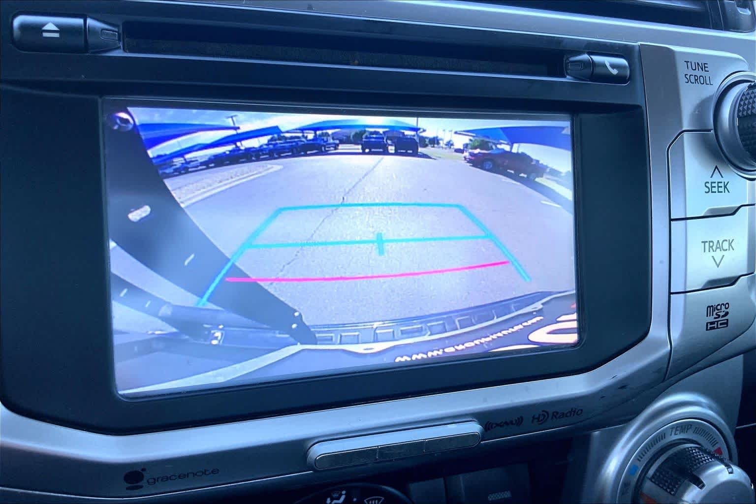 Used 2018 Nautical Blue Metallic Toyota SR5 Premium image 26