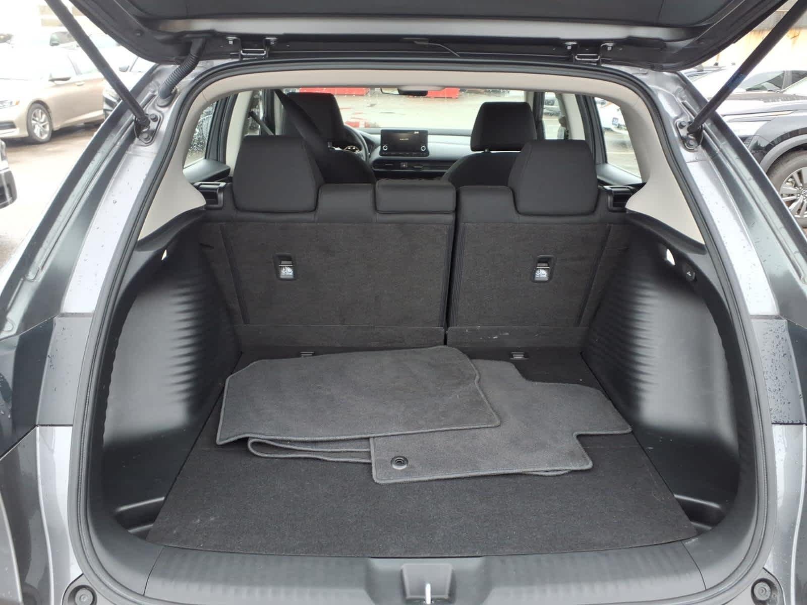 2025 Honda HR-V LX - Photo 10