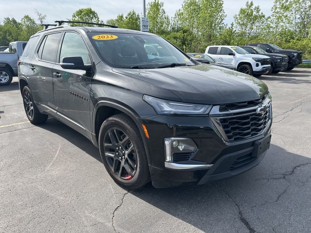 2023 Chevrolet Traverse AWD Premier's photo