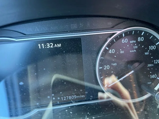 Used 2019 Black Nissan SR image 6