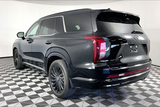 Used 2025 Black Hyundai Calligraphy Night Edition image 2