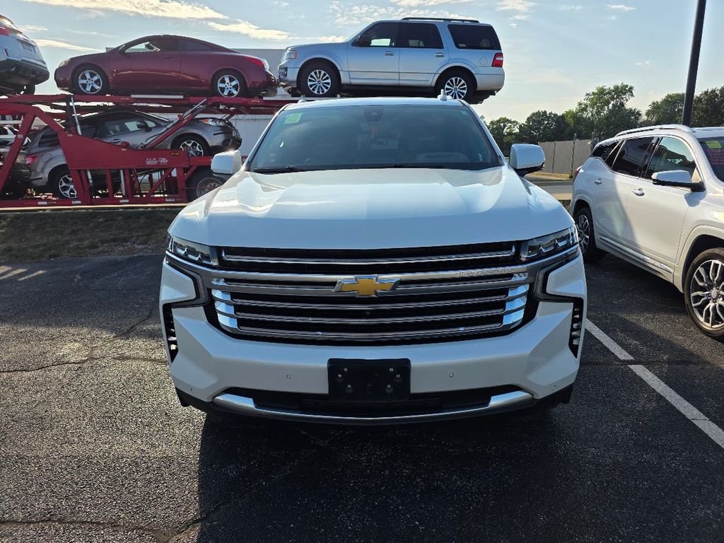 Used 2021 Iridescent Pearl Tricoat Chevrolet High Country image 1