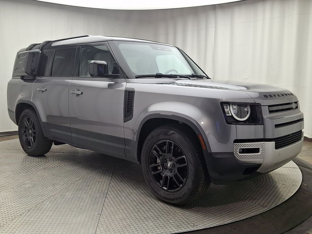 Certified Used 2023 Eiger Grey Metallic Land Rover S image 3