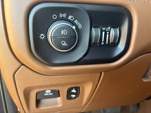 Used 2019 Gray Ram Laramie Longhorn image 29