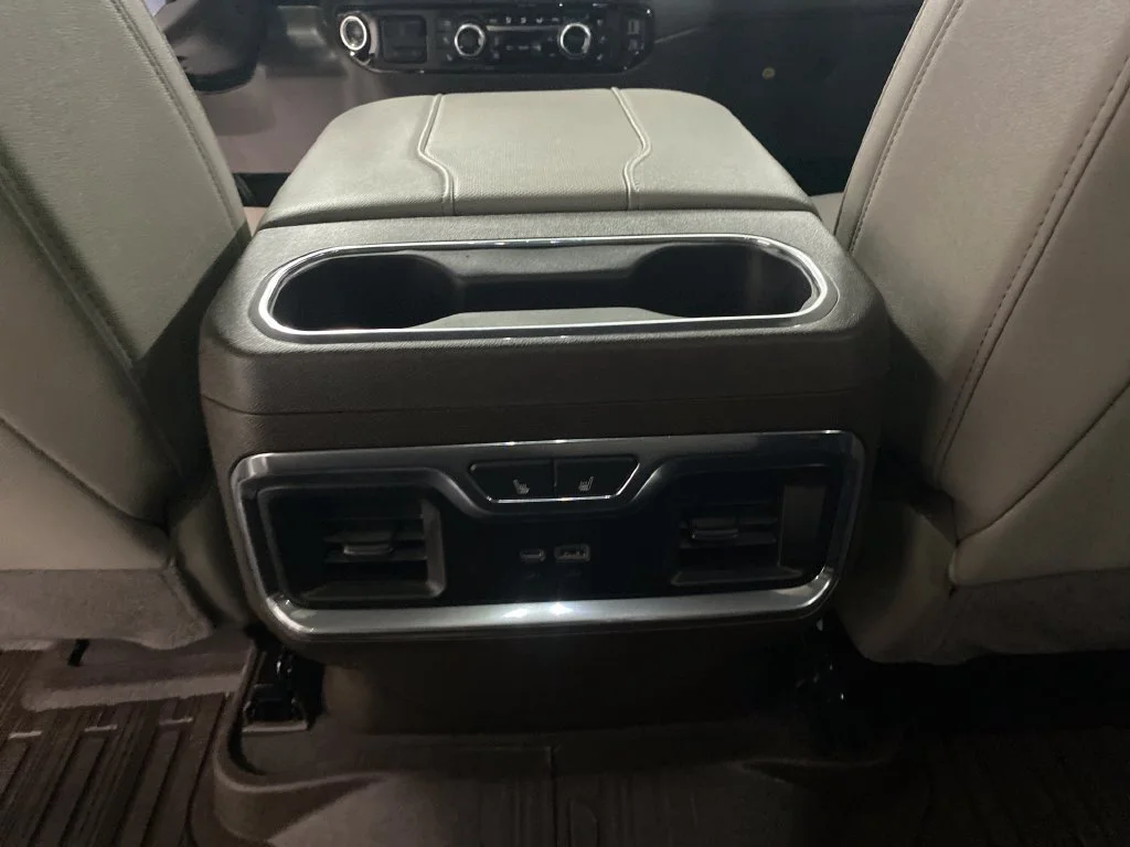 Used 2024 Sterling Metallic GMC SLT image 17