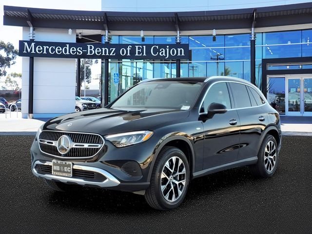 2025 Mercedes-Benz GLC