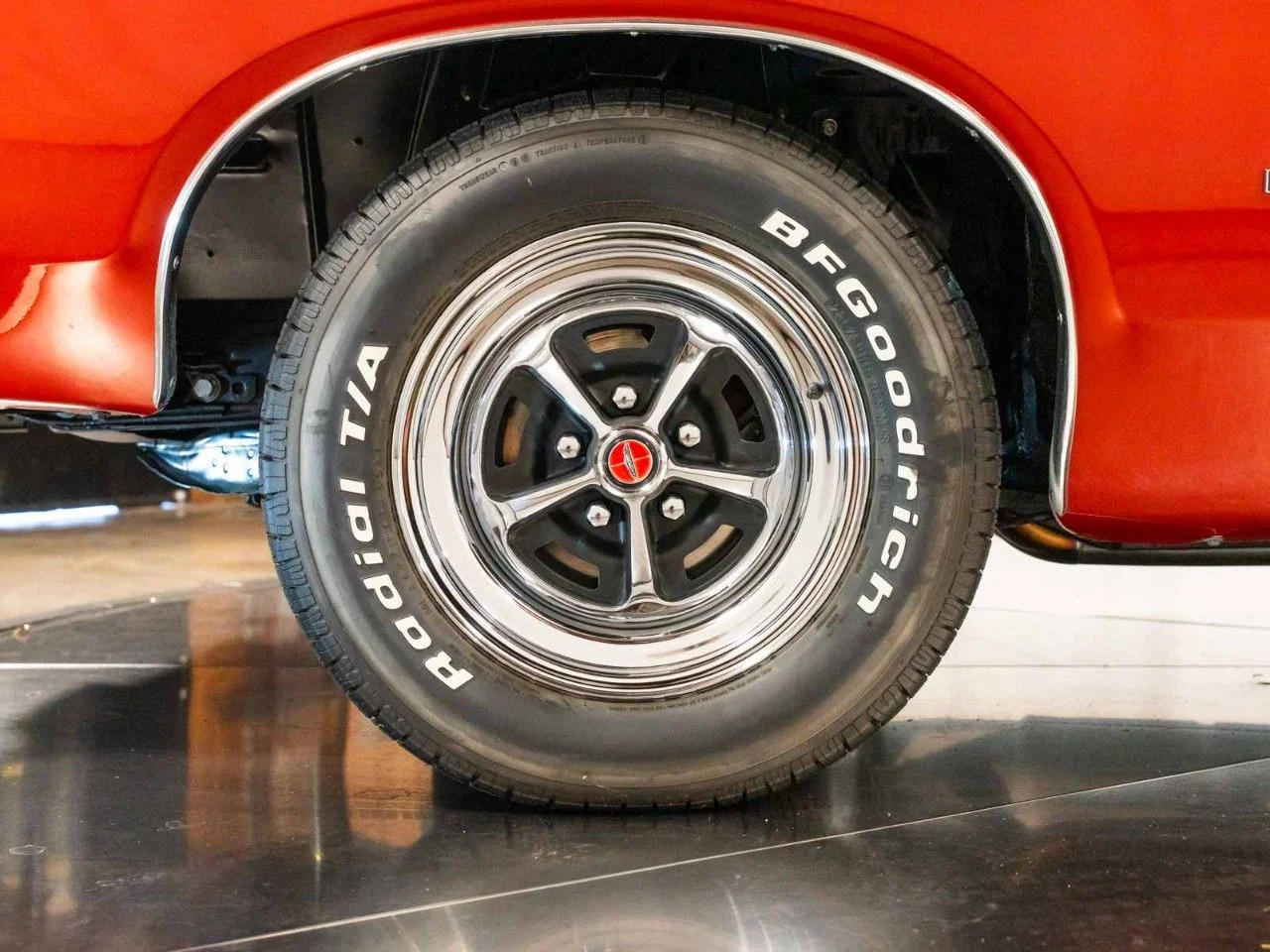 Used 1969 Red Ford 2 Door Sports Roof image 53
