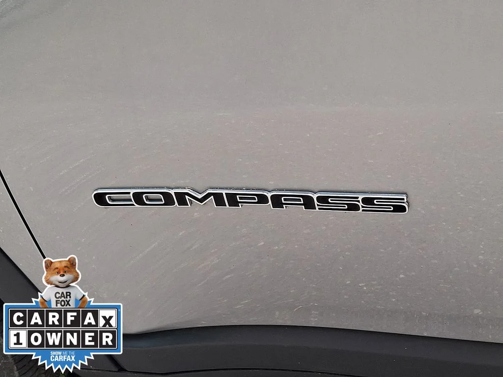 Certified Used 2022 Silver Jeep Limited image 29