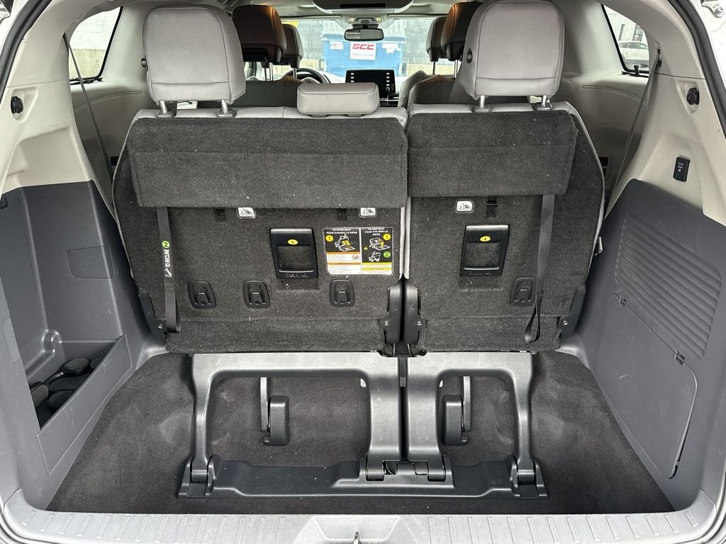 Used 2022 Pearl Toyota Limited image 22