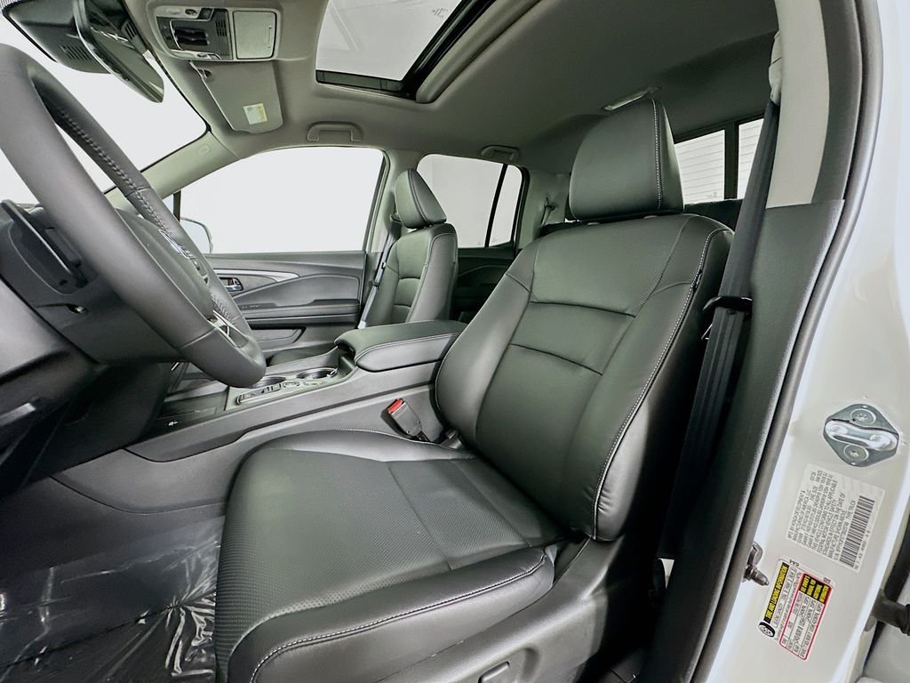 New 2026 Platinum White Pearl Honda RTL image 20