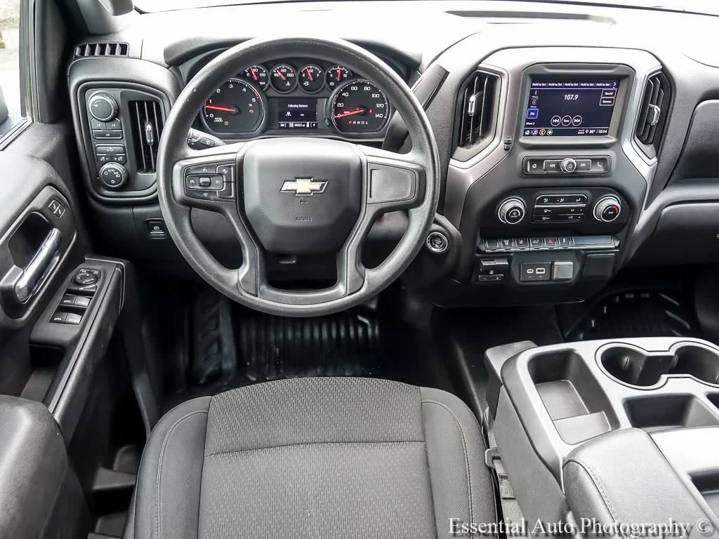 Used 2024 Summit White Chevrolet WT DRW image 13