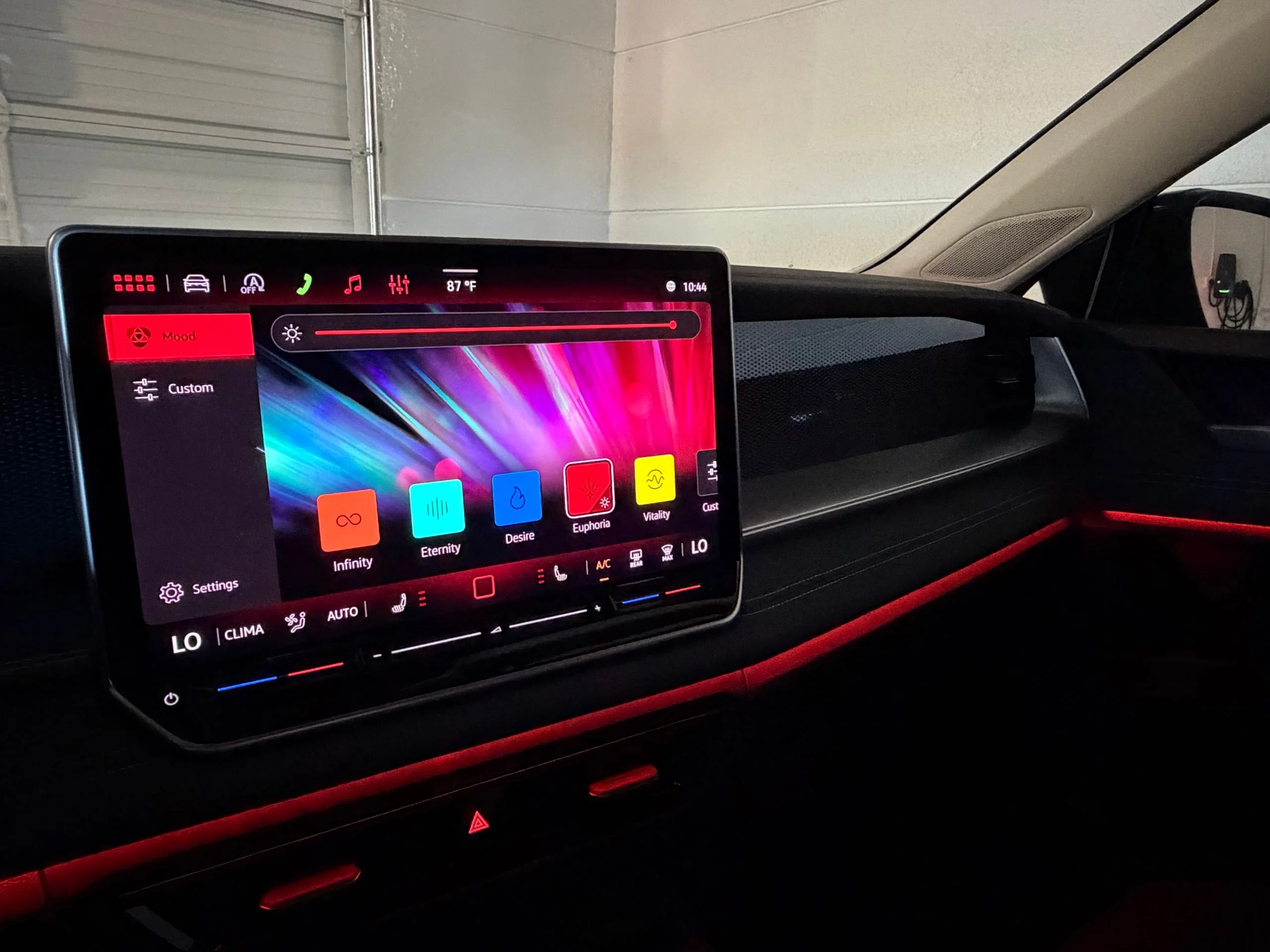 New 2026 Black Volkswagen 2.0T SE image 45