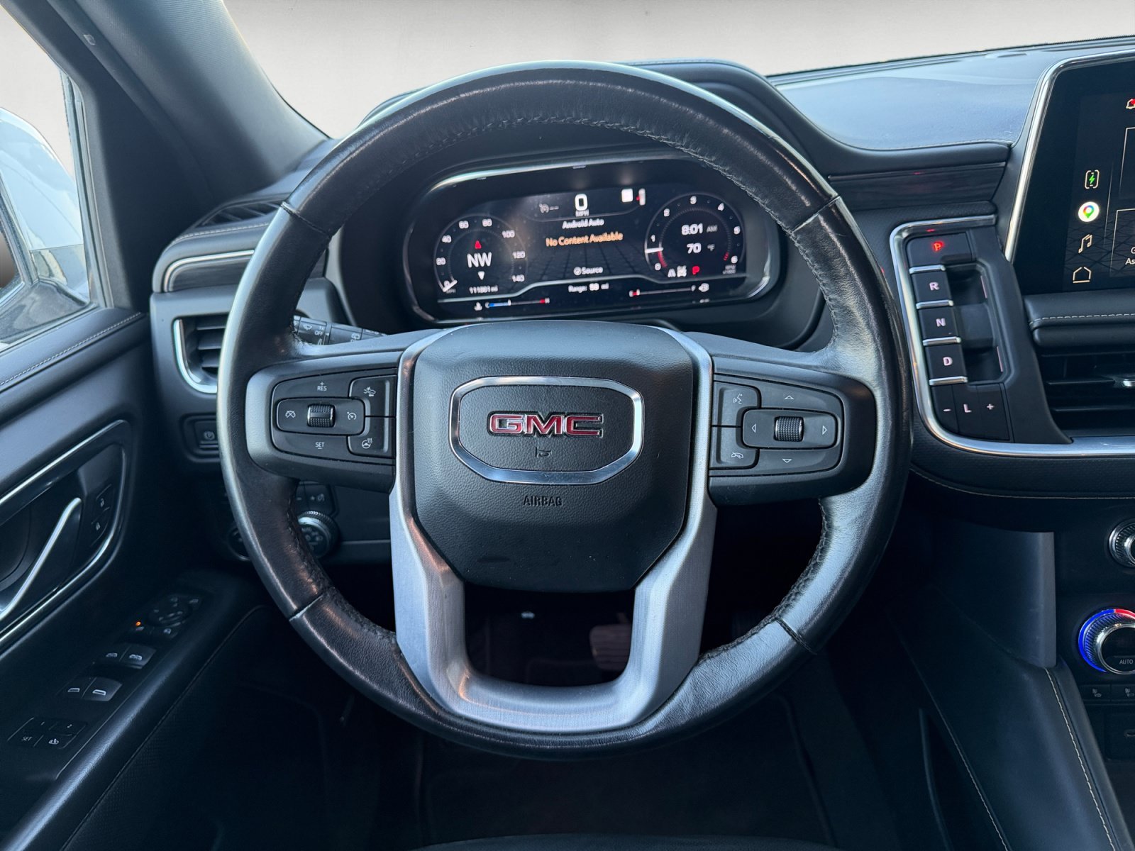 Used 2022 White Frost Tricoat GMC SLT image 11