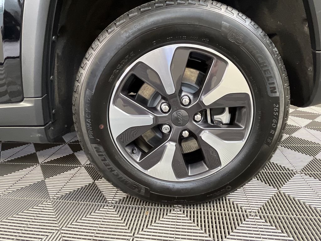 Used 2024 Black Jeep 4xe image 15