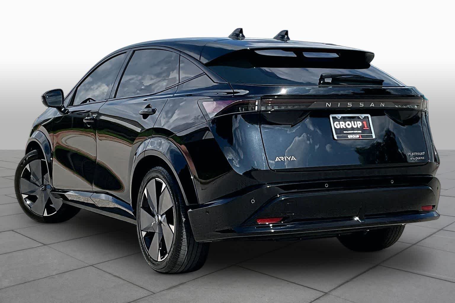 Used 2024 Black Diamond Pearl Nissan PLATINUM+ image 11