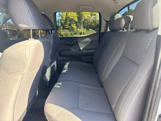 Used 2022 White Toyota SR image 13