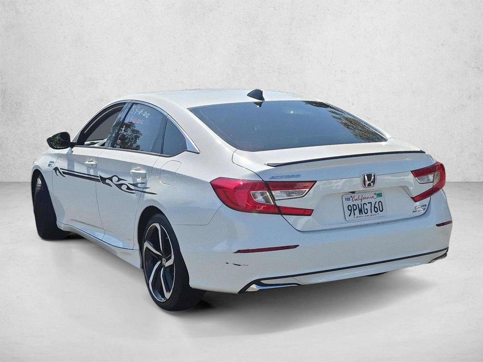 Used 2022 Platinum White Pearl Honda Sport image 7