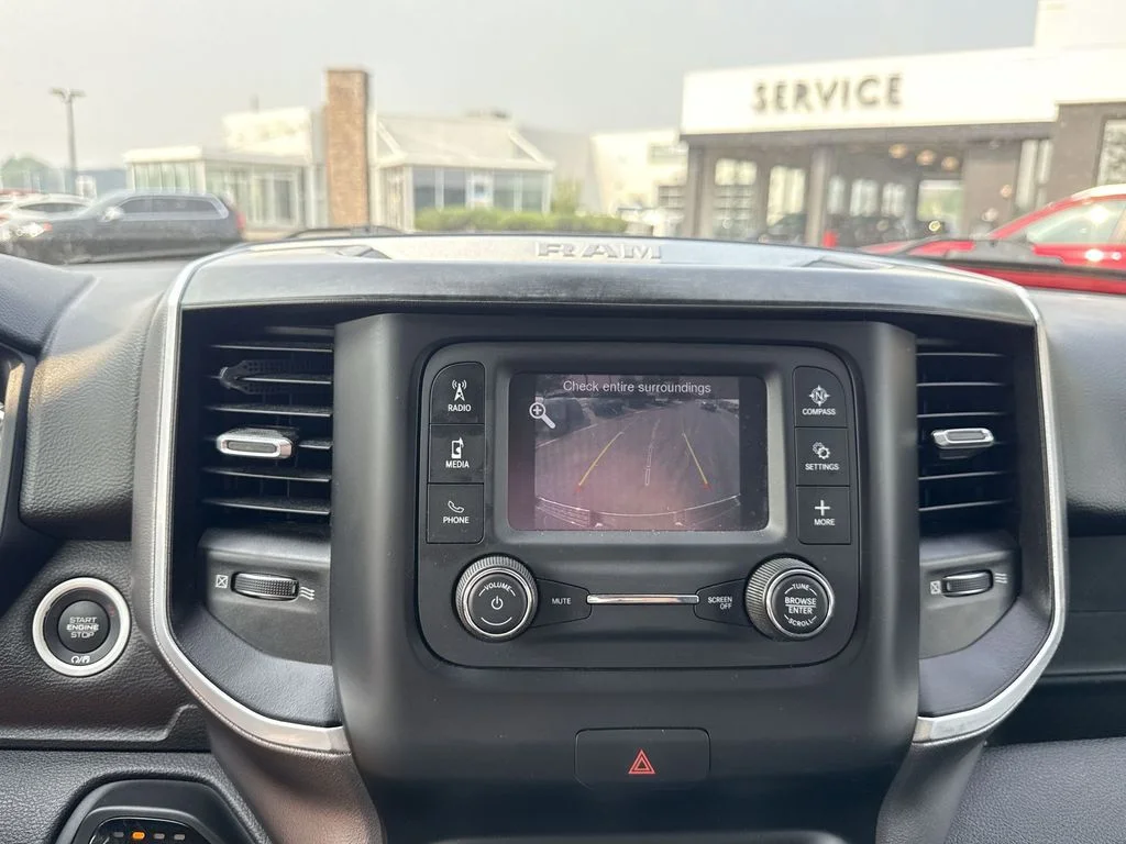 Used 2019 Red Ram Big Horn/Lone Star image 17